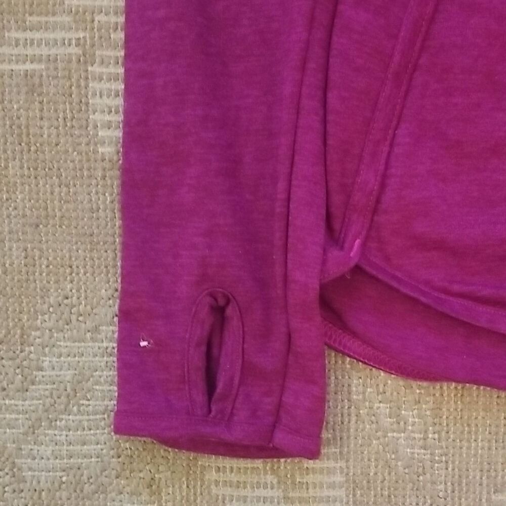 The North Face Women’s L Long Sleeve Crewneck Tee Berry Pink FlashDry Active - Picture 3 of 9